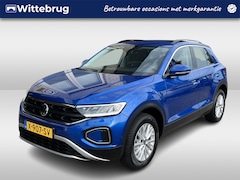 Volkswagen T-Roc - 1.5 TSI Life / AUTOMAAT/ PARKEER SENSOREN V+A/ APP-CONNECT/ ADAPTIVE CRUISE/ DIGITAL DASH/