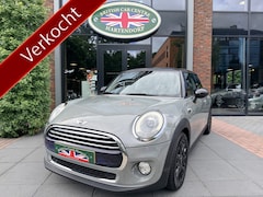 MINI Cooper - 1.5 First Born Edition
