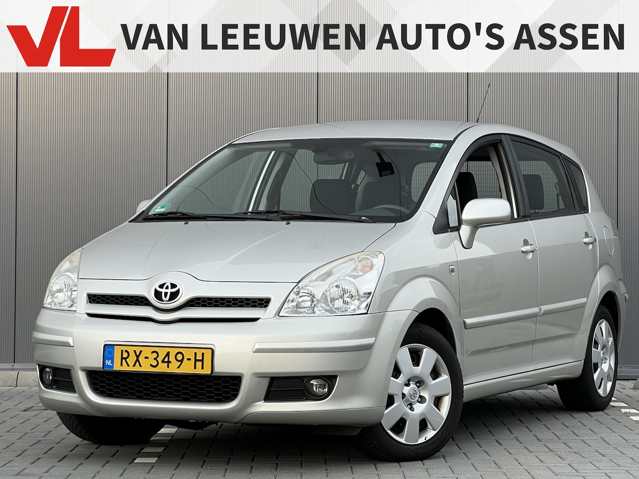 Toyota Verso - 1.8 VVT-i Terra 7p. | Trekhaak | RIJKLAAR - AutoWereld.nl