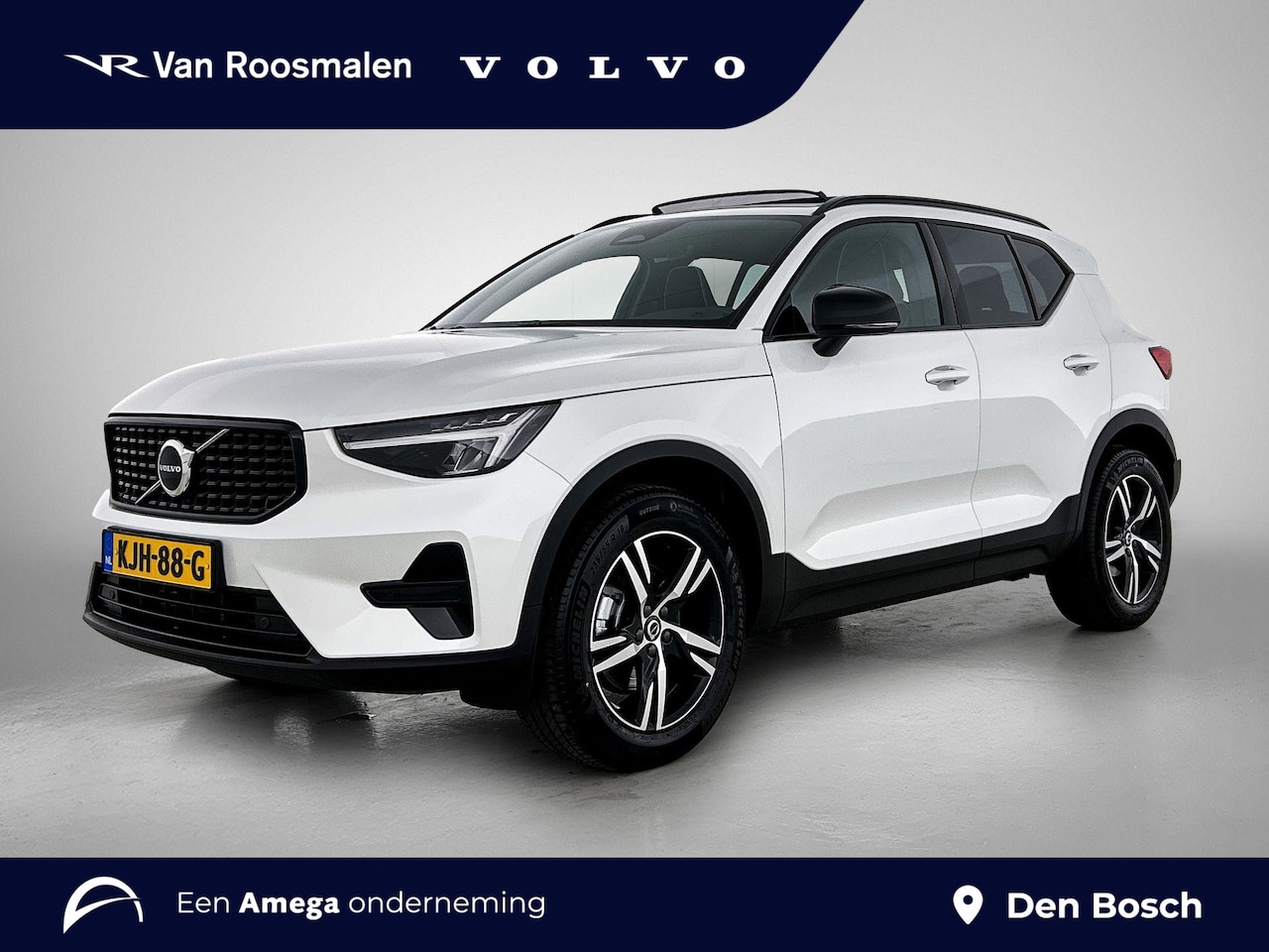 Volvo XC40 - 2.0 B4 Plus Dark | Trekhaak | Panoramadak | Stoelverwarming | - AutoWereld.nl