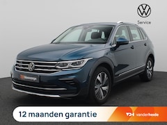 Volkswagen Tiguan - 1.4 TSI eHybrid Elegance 245PK DSG Trekhaak, Parkeersensoren voor en achter, 18" LM Velgen