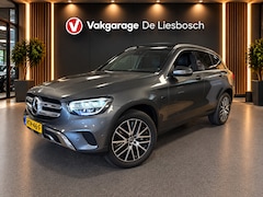 Mercedes-Benz GLC-klasse - 300e 4MATIC Premium Plus / trekhaak / sfeer verlichting / panorama-dak / virtual