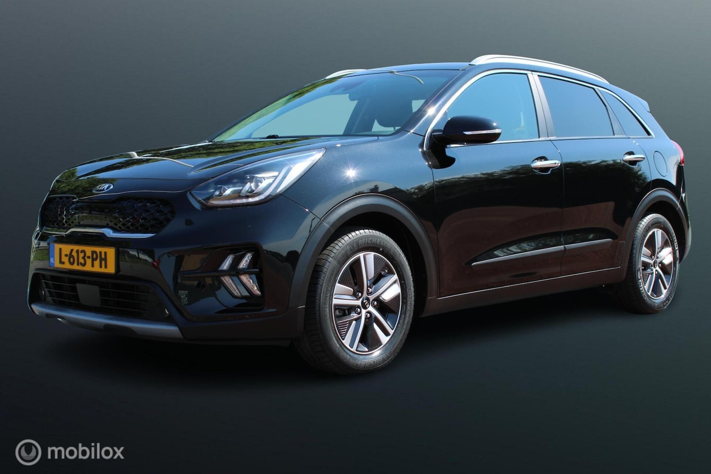 Kia Niro - 1.6 GDi Hybrid DynamicPlusLine 1.6 GDi Hybrid 140 PK DynamicPlusLine, Stoel-stuurverwarming, Leer, Navi, App connect, Cru - AutoWereld.nl