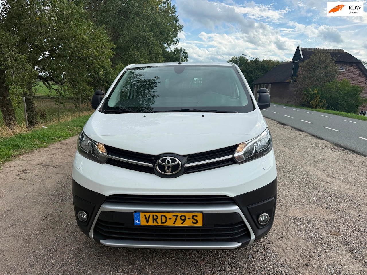 Toyota ProAce Worker - 1.5 D-4D Worker Navigator, Lees Tekst! - AutoWereld.nl