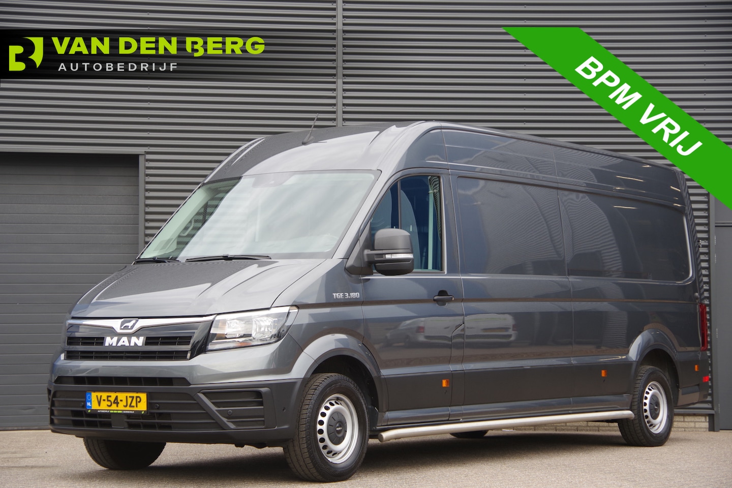 MAN TGE - 3.180 35 2.0 Lang L4H3(L3H2) 3-ZITS, 177PK AUT. CAMERA, GEVEERDE STOEL, CRUISE, CARPLAY, N - AutoWereld.nl
