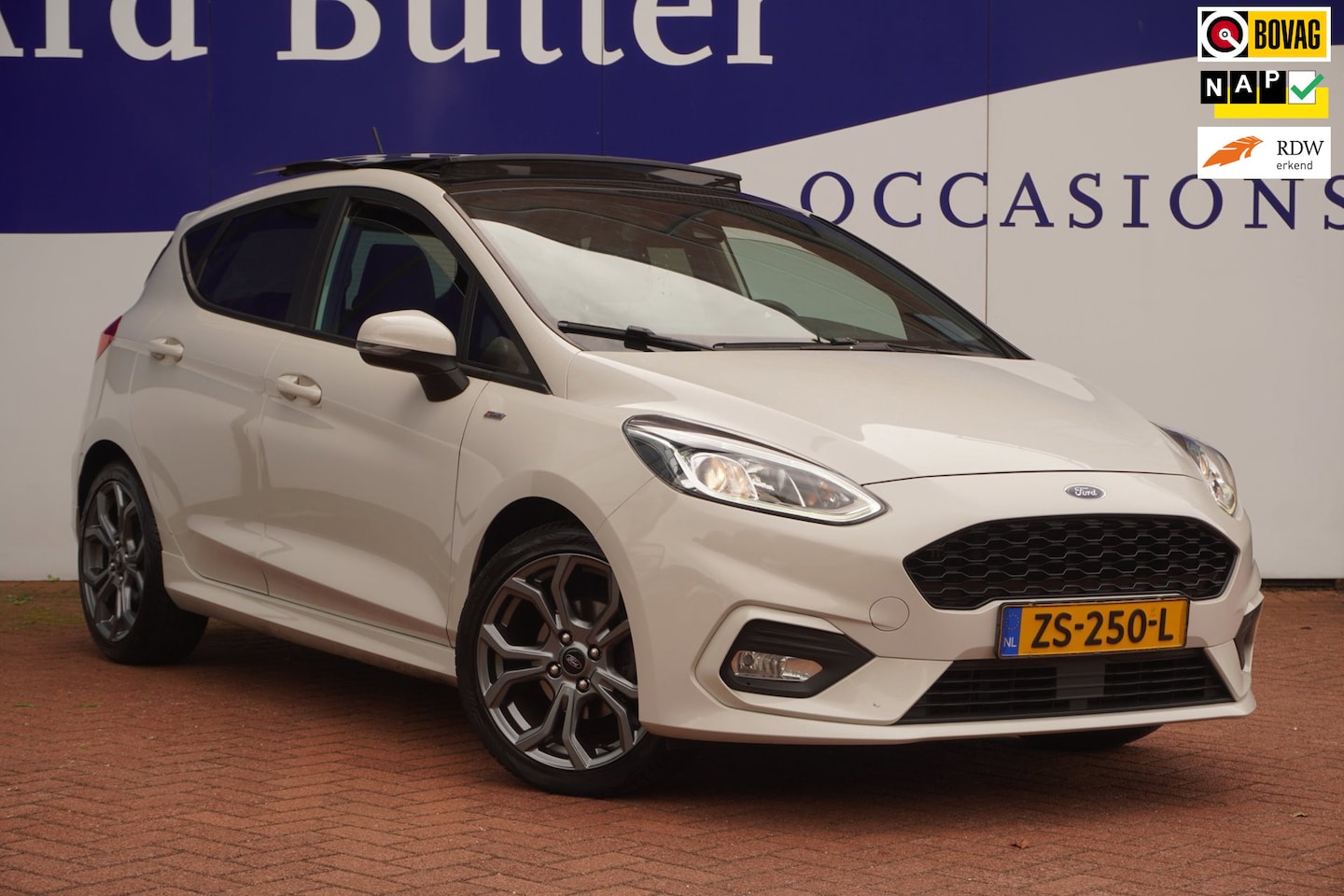 Ford Fiesta - 1.0 EcoBoost ST-Line+Led+Pano-dak+Apple-CarePlay+Privacy-Glass+Vleugel+Nweq-APK !! - AutoWereld.nl