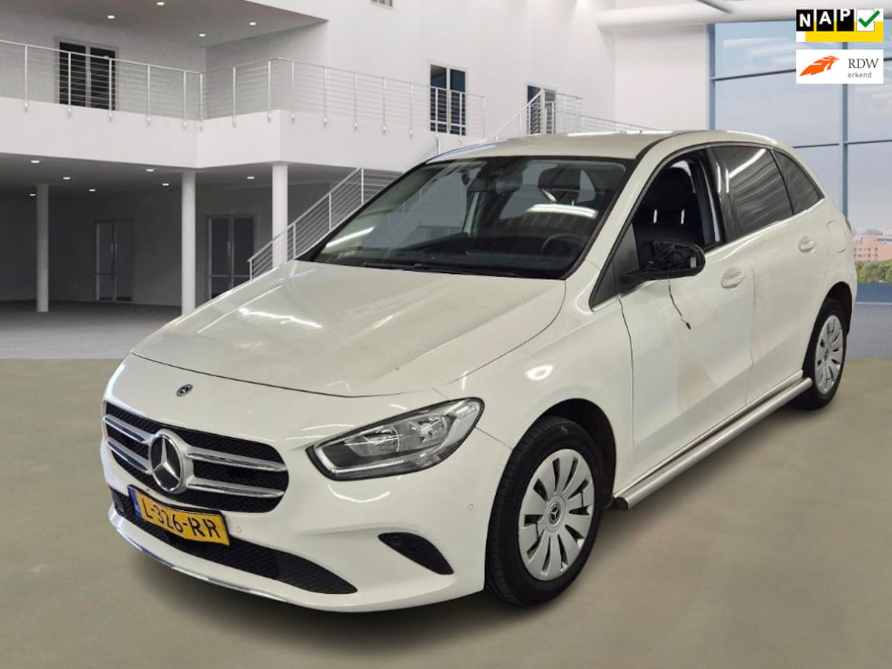Mercedes-Benz B-klasse - 200 D 200d - AutoWereld.nl