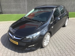 Opel Astra - 1.4 Turbo Berlin 5 DRS IZGS Nieuwe APK ZWART METALLIC RIJKLAAR