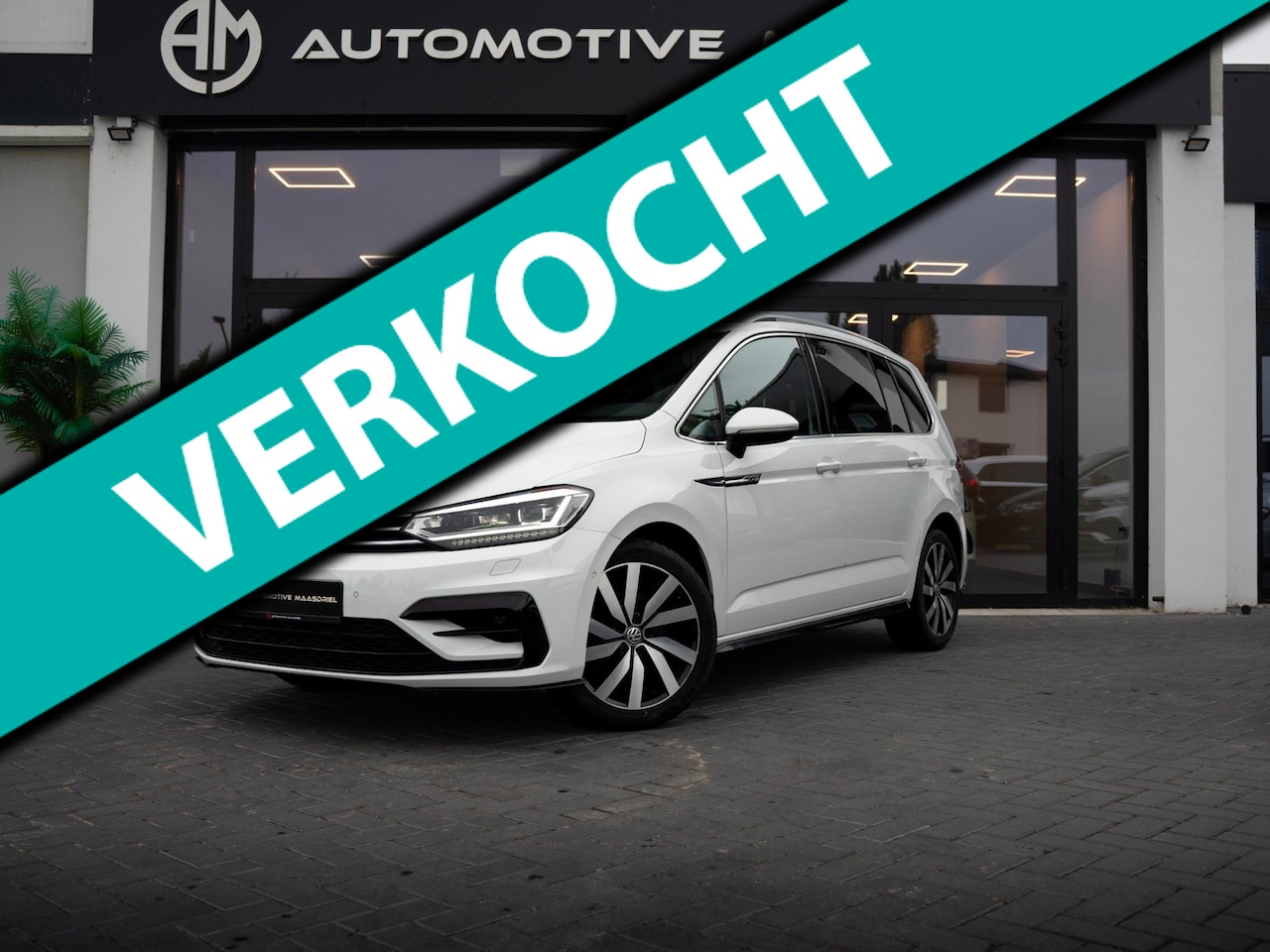 Volkswagen Touran - 1.4 TSI Highline 7p/R-Line/150PK/Camera/ - AutoWereld.nl