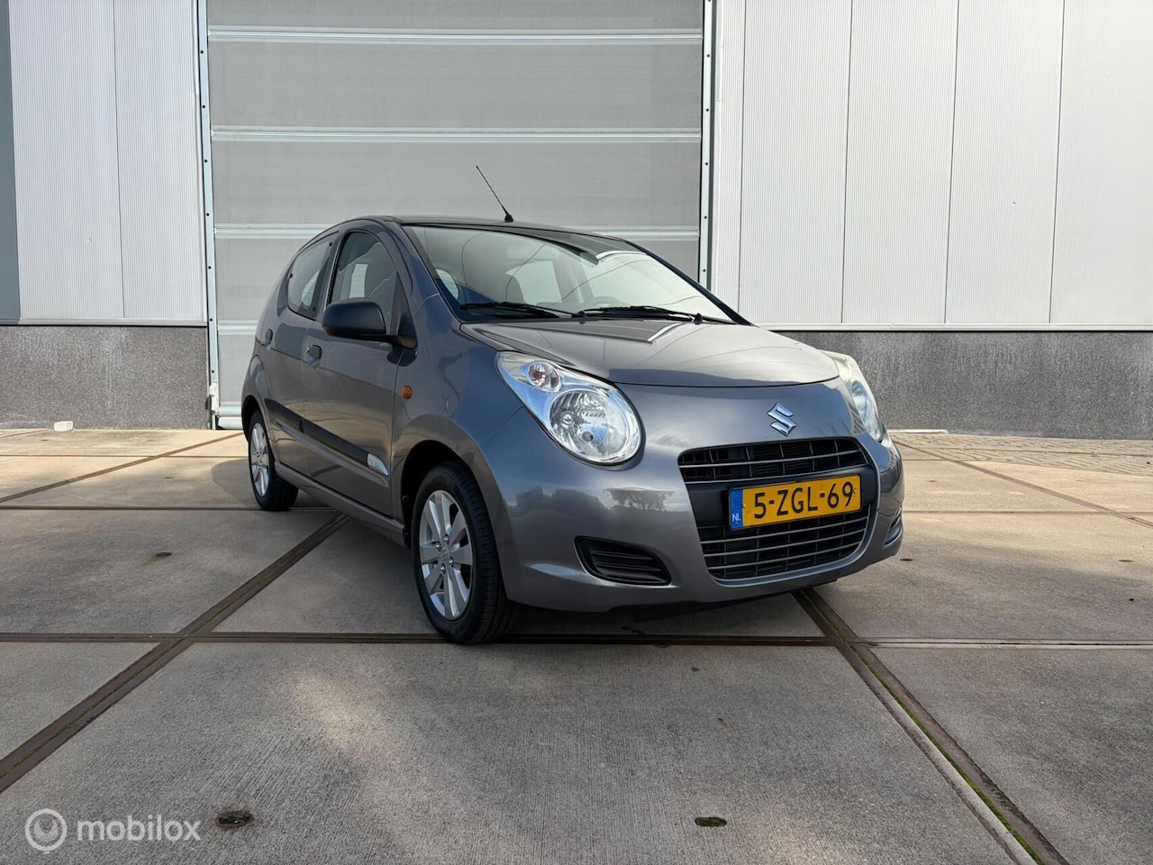 Suzuki Alto - 1.0 Celebration EASSS 1.0 Celebration EASSS - AutoWereld.nl