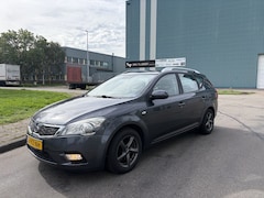 Kia Cee'd Sporty Wagon - 1.4i CVVT X-pect 90 PK