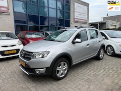 Dacia Sandero Stepway - 0.9 TCe Lauréate Airco, Trekhaak, Navi, APK 06/27