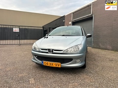 Peugeot 206 - 1.4 Forever Airco Elek. Pakket Stbkr. APK NAP