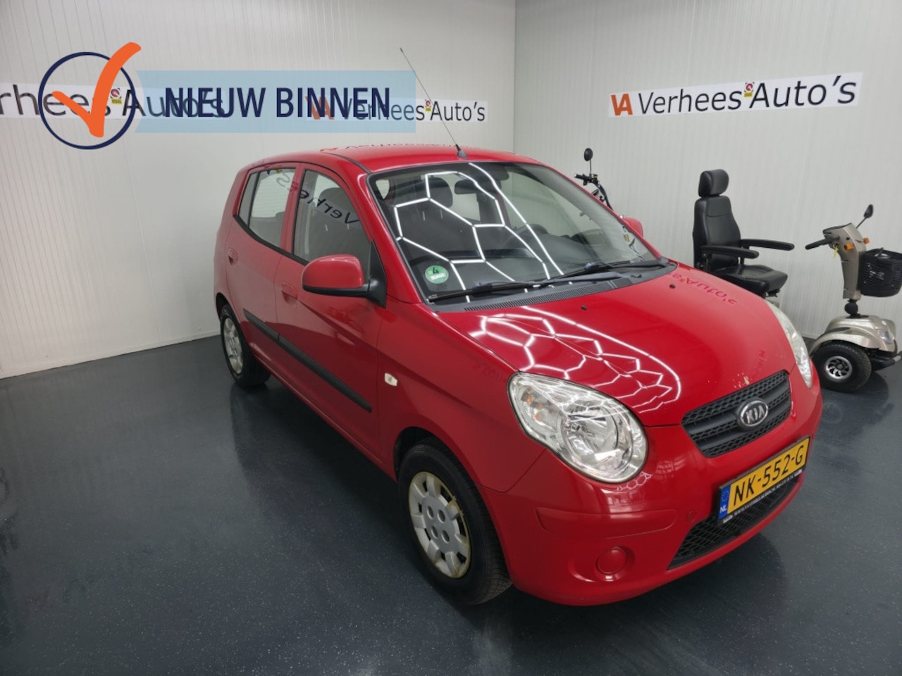 Kia Picanto - 1.1 SportbyKia 1.1 SportbyKia - AutoWereld.nl
