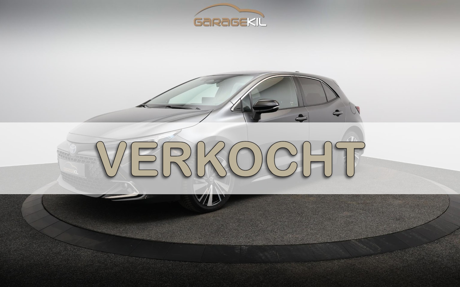 Toyota Corolla - Hybrid 140 Business Dealeronderh. / 1ste eigenaar / Achteruitrijcamera / LED / DAB / Stoel - AutoWereld.nl