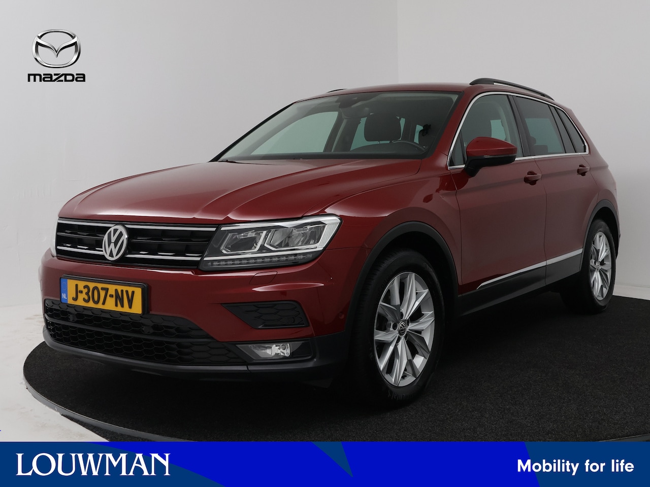 Volkswagen Tiguan - 1.5 TSI ACT Highline | Trekhaak | Stoelverwarming | Navigatie | - AutoWereld.nl