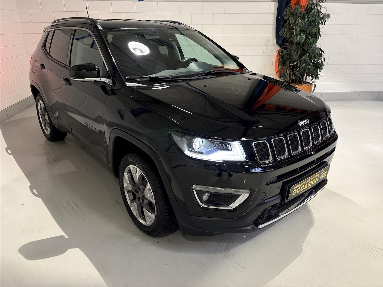 Jeep Compass - 1.4 MultiAir 170pk 4x4 AUT, ACC, Camera, Carplay - AutoWereld.nl