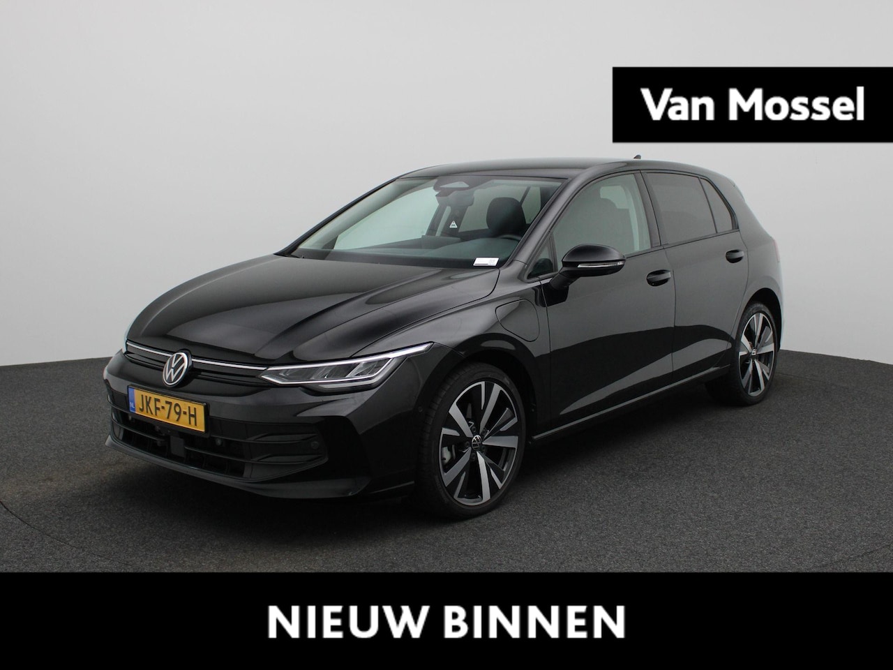 Volkswagen Golf - 1.5 eHybrid Life Edition 204 PK| Origineel Nederlands | 360 Camera | Dodehoekdetectie | 18 - AutoWereld.nl