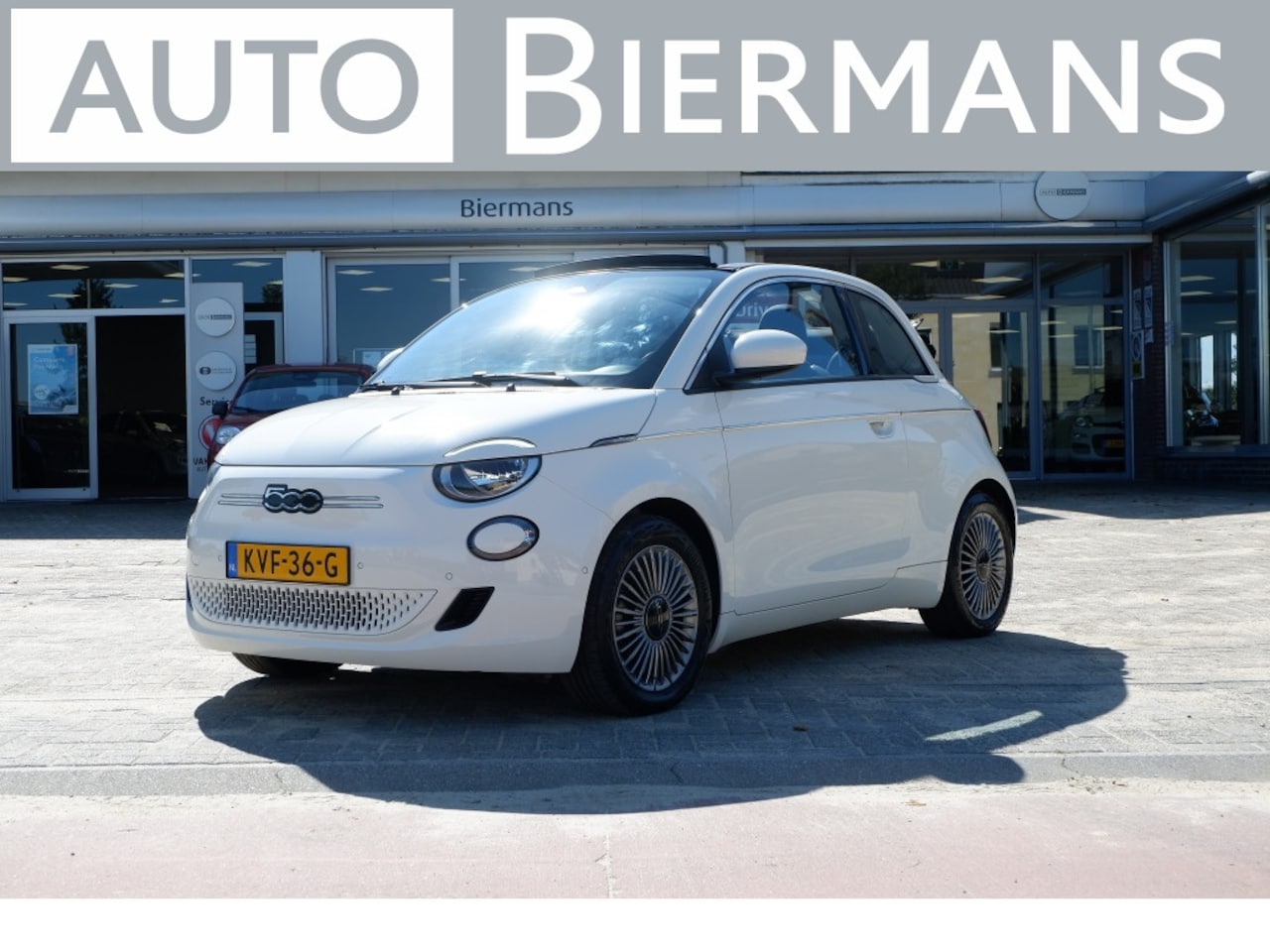 Fiat 500 C - 42 kWh ICON / INCL 12mnd BOVAG / Apple carplay / Camera / Stoelverwarming - AutoWereld.nl