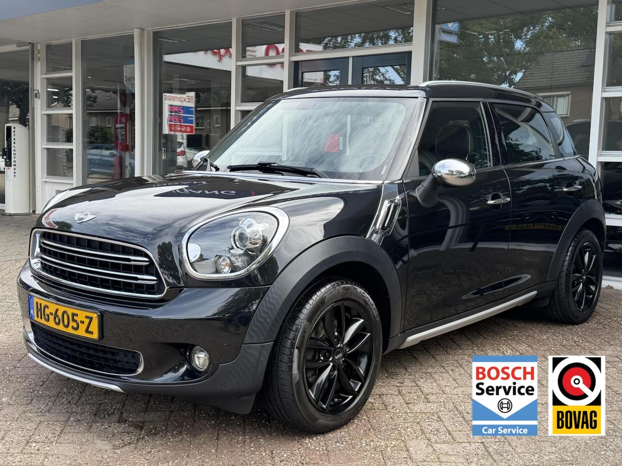 MINI Countryman - 1.6 One Pepper Climat, Navi, Radio, LM.. - AutoWereld.nl