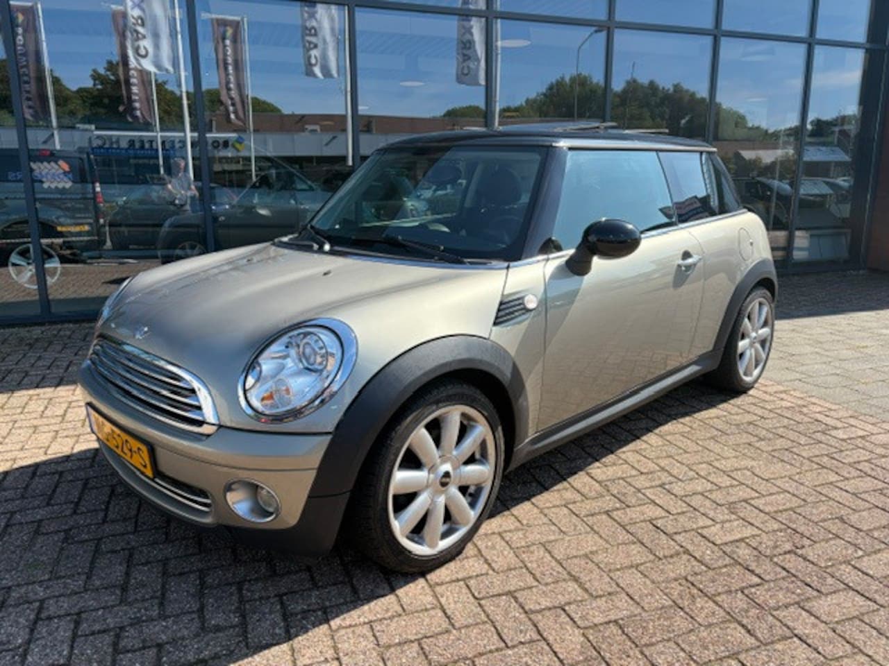MINI 3-Deurs - 1.6 Cooper - AutoWereld.nl