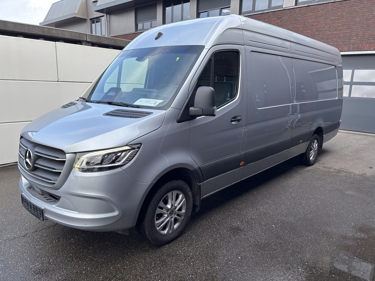 Mercedes-Benz Sprinter - 319 L3H2 Automaat - AutoWereld.nl