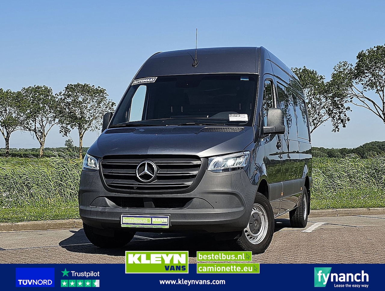 Mercedes-Benz Sprinter - 317 L2H2 LED Navi Autom. - AutoWereld.nl