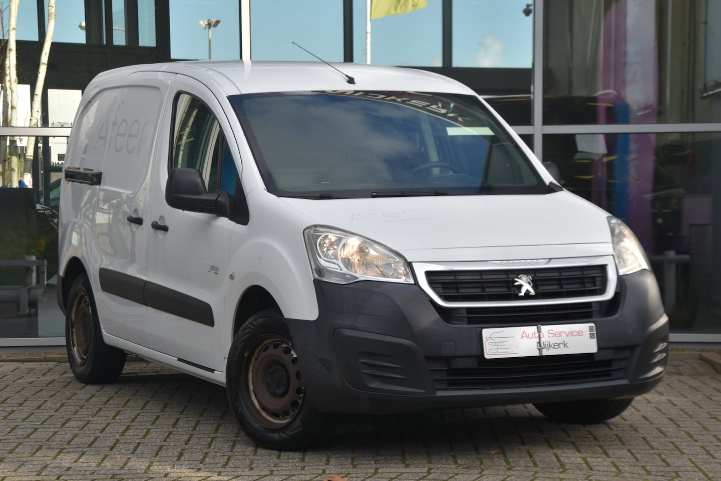Peugeot Partner - 120 1.6 HDi 75 L1 XR Profit+ Elek. Ramen Trekhaak 1ste Eigenaar BTW - AutoWereld.nl