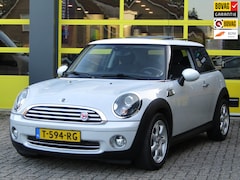 MINI 3-Deurs - 1.6 Cooper Camden / Panorama dak / Cruis controle
