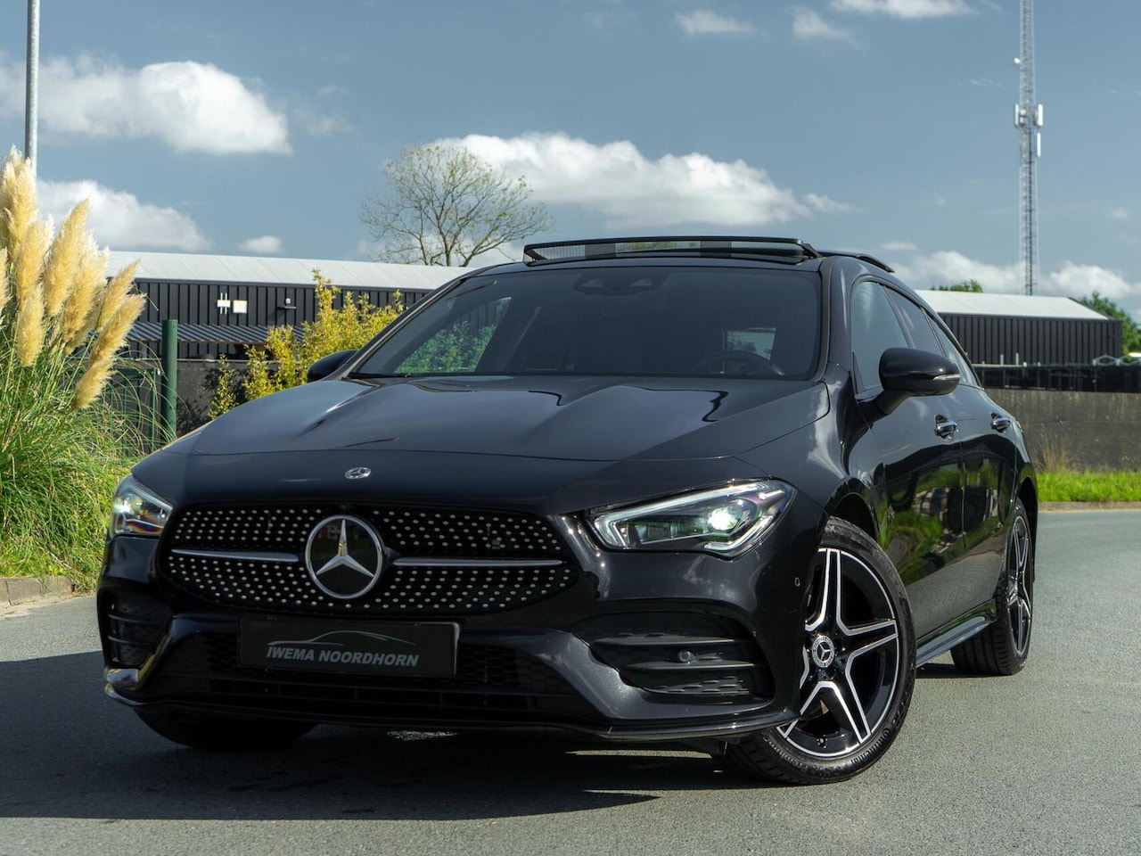 Mercedes-Benz CLA-klasse Shooting Brake - 250 e AMG |Panoramadak|Camera 360°|Night pakket|Multibeam|Head up|Keyless|Stoelverw.|Sfeer - AutoWereld.nl