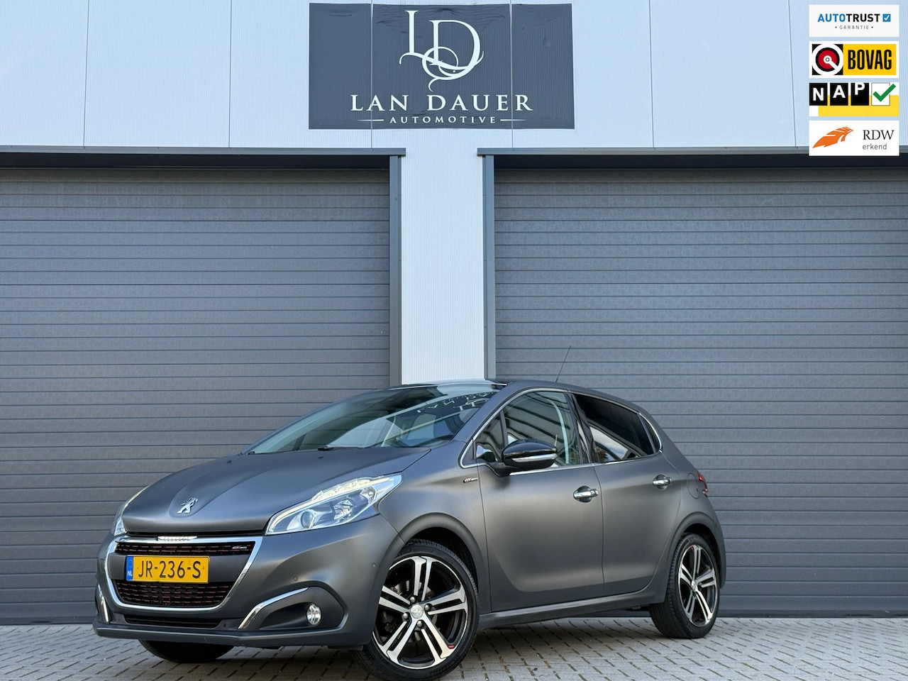 Peugeot 208 - 1.2 PureTech GT-line / PANORAMADAK / CAMERA - AutoWereld.nl