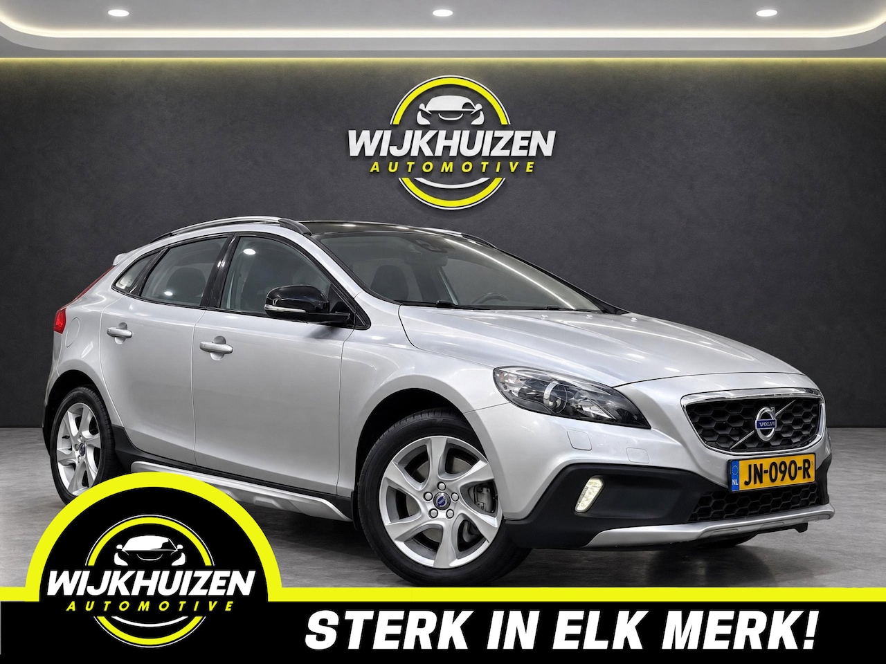 Volvo V40 Cross Country - 2.0 T3 Momentum met Climate !!! Cruise !!! Led !!! Navigatie !!! - AutoWereld.nl