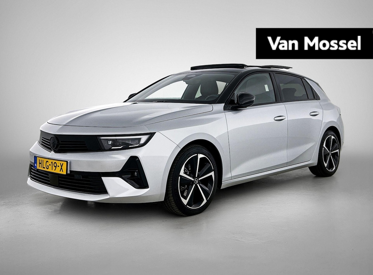 Opel Astra - 1.2 Turbo Hybrid GS | Panoramisch Schuif/kanteldak | LED Matrix | 360° Camera | Zeer compl - AutoWereld.nl