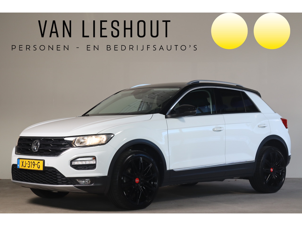 Volkswagen T-Roc - 1.0 TSI Style - NL Auto!! Adap Cruise I Camera I Climate - AutoWereld.nl