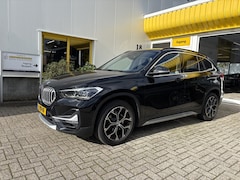BMW X1 - sDrive18i Trekhaak Leer Stoelverwarming
