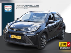 Toyota Aygo X - 1.0 VVT-i MT Play 1e Eigenaar | Carplay Navigatie | Camera | Airco | Adaptieve Cruise | 12