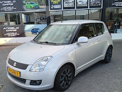 Suzuki Swift - 1.3 Exclusive