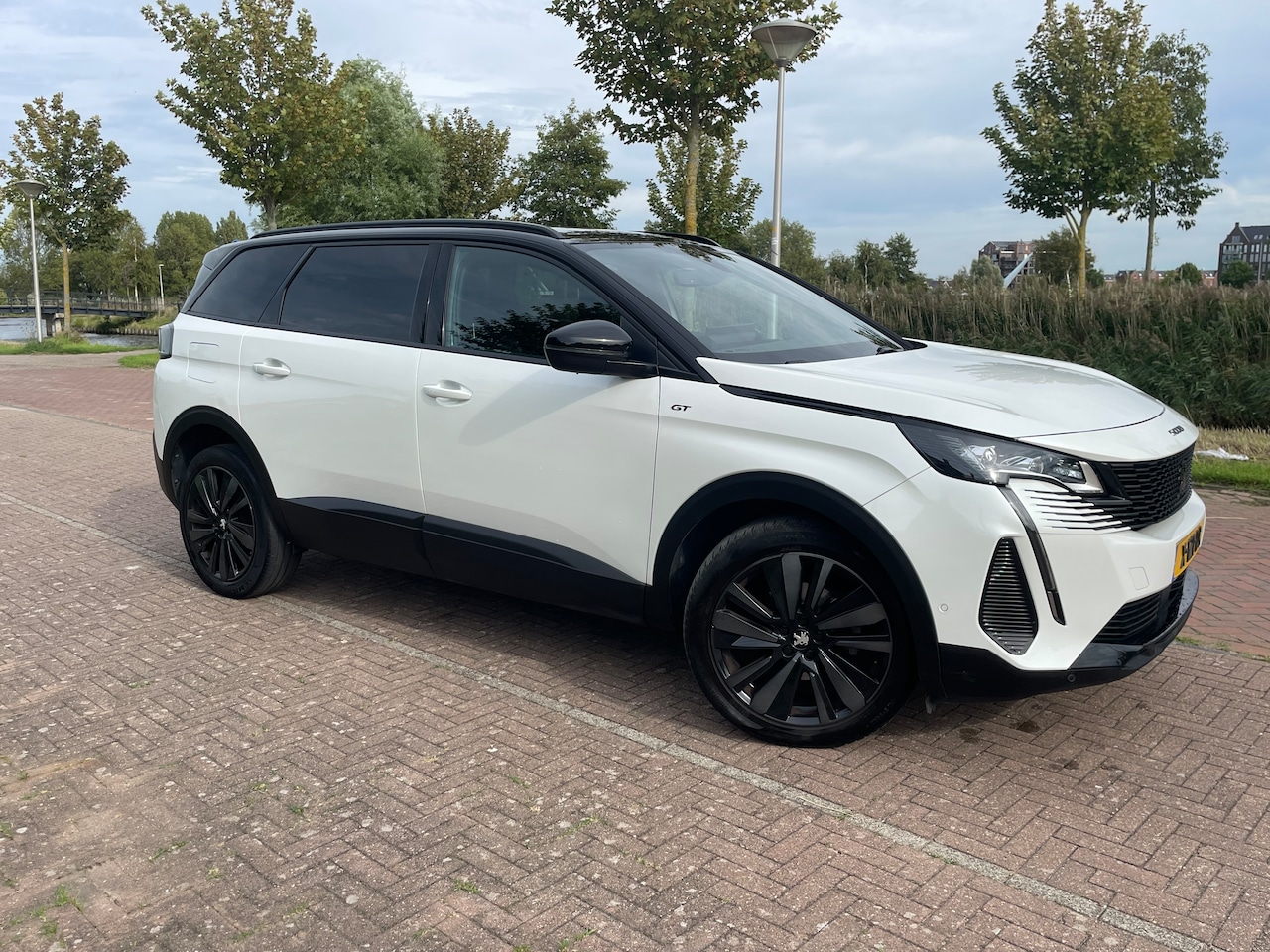 Peugeot 5008 - 1.2 PureTech GT - AutoWereld.nl