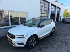 Volvo XC40 - 1.5 T3 R-Design