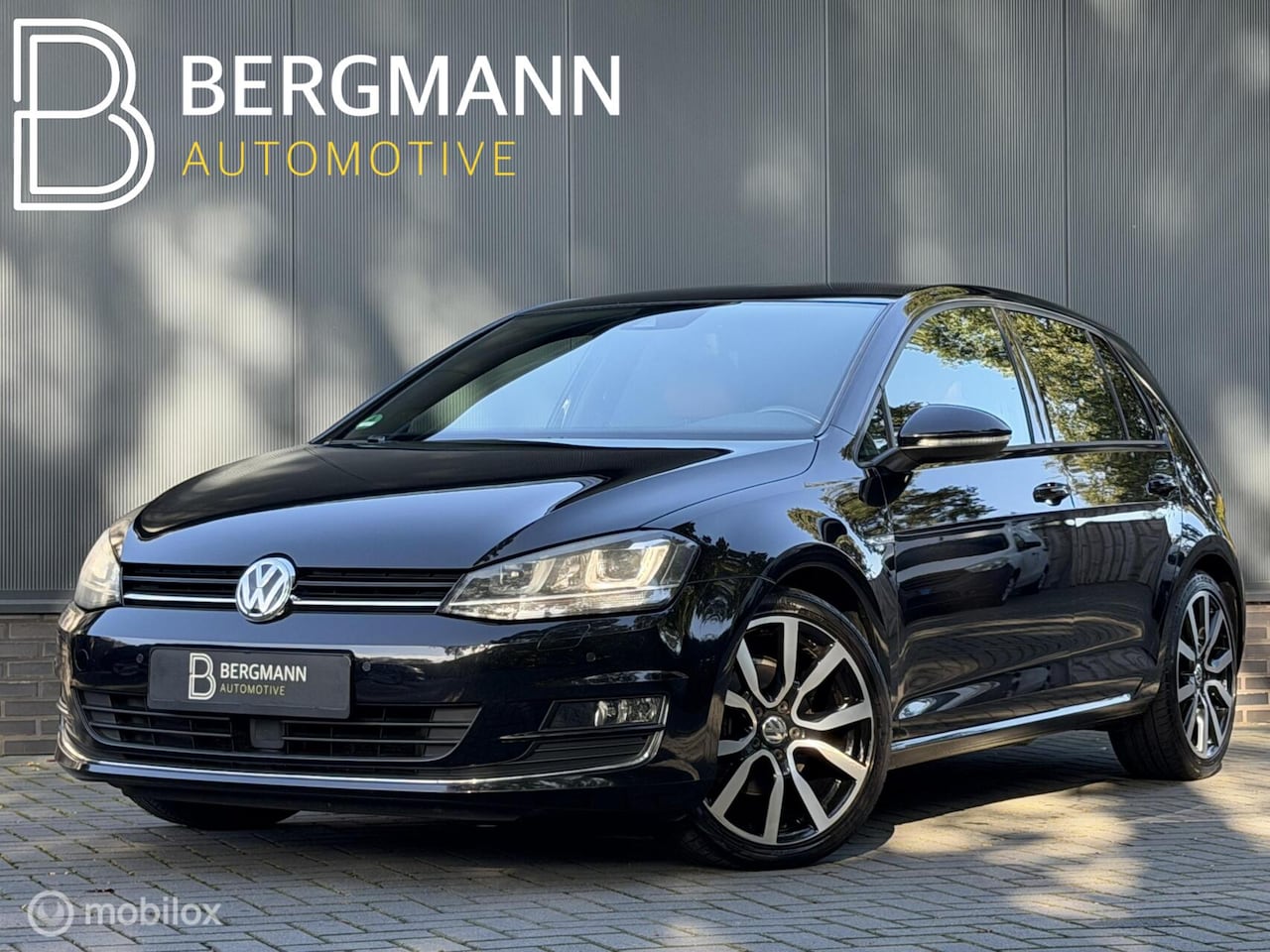 Volkswagen Golf - 1.4 TSI Wolfsburg edition|Carplay|ACC|LED|18'' - AutoWereld.nl