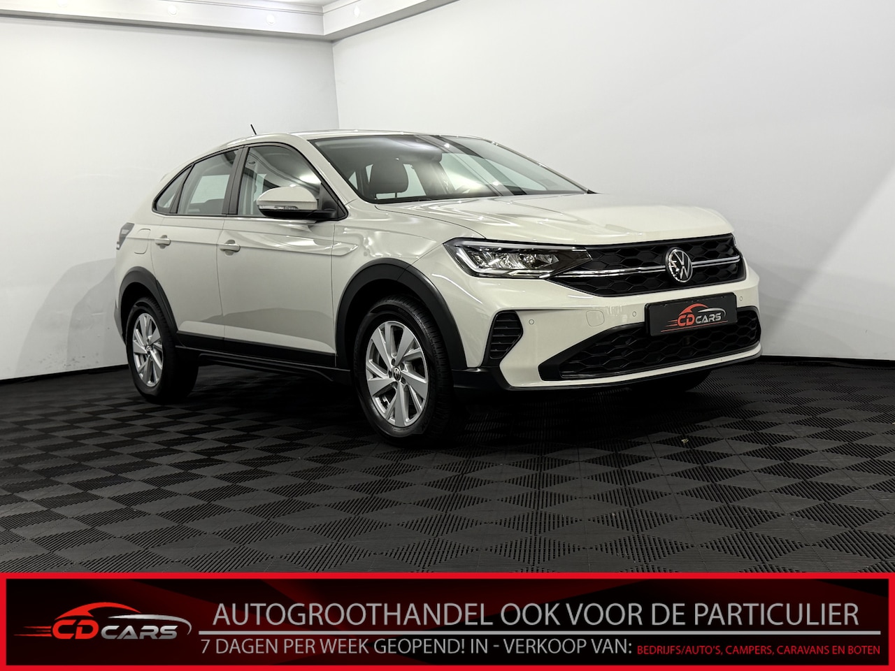 Volkswagen Taigo - 1.0 TSI Life Airco, Parkeersensoren, Apple carplay, Stoelverwarming, A start stop, Lichtme - AutoWereld.nl