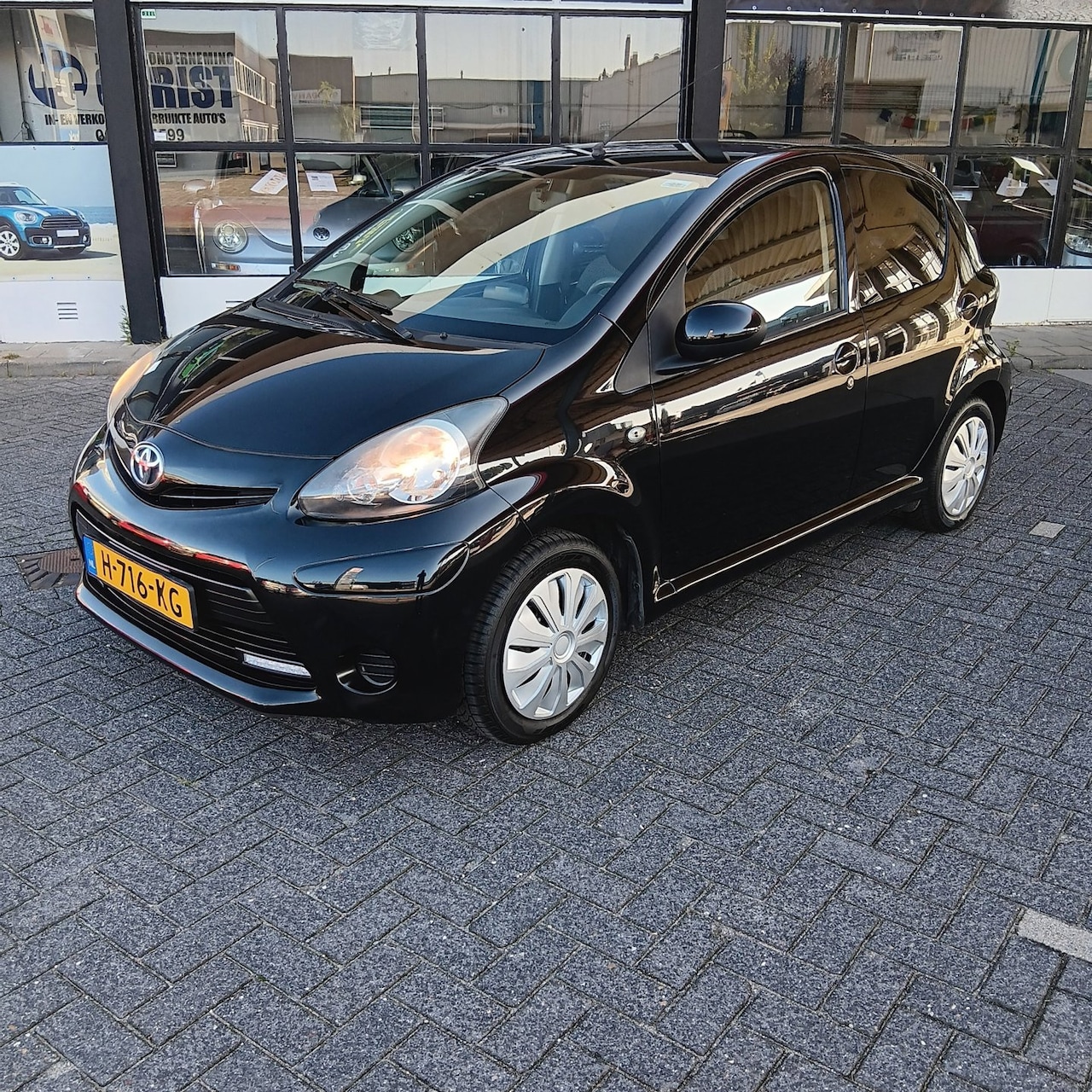 Toyota Aygo - 1.0 VVT-i Access 1.0 VVT-i Access - AutoWereld.nl