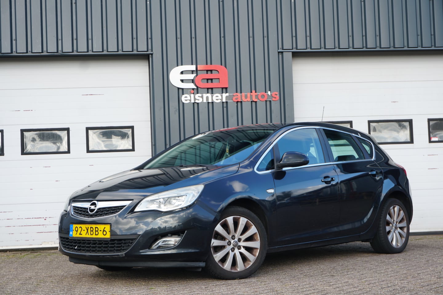 Opel Astra - 1.4 Turbo Anniversary Edition 1.4 Turbo Anniversary Edition - AutoWereld.nl