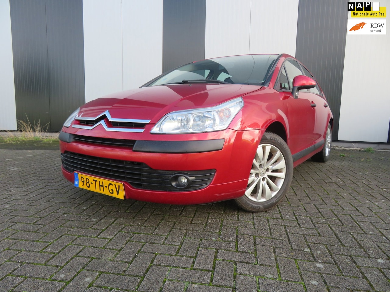 Citroën C4 - 1.4-16V Ligne Prestige 1.4-16V Ligne Prestige - AutoWereld.nl