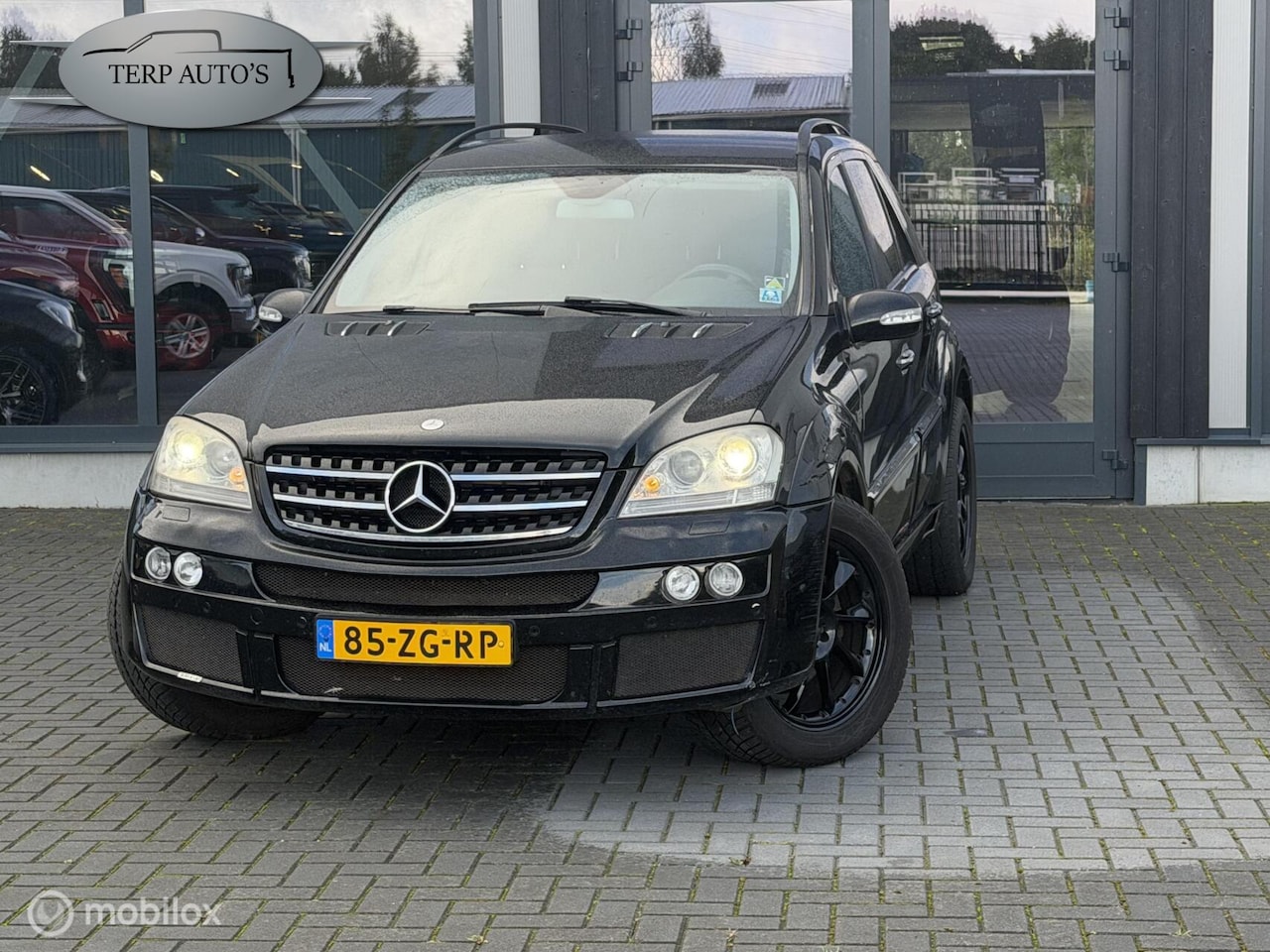 Mercedes-Benz M-klasse - 320 CDI Brabus widebody Youngtimer - AutoWereld.nl