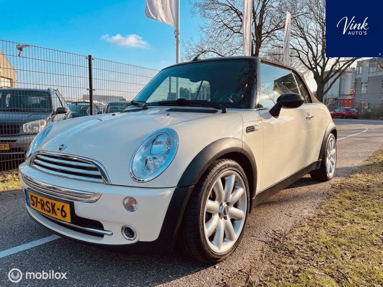 MINI Cabrio - 1.6 Cooper Chili CABRIO | APK 9-2027 | 99000 km! - AutoWereld.nl