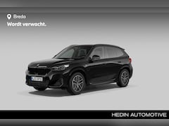 BMW iX1 - eDrive20 67 kWh | M-sport | Head Up | Comfort Access | Driving Assistant Professional | Pa