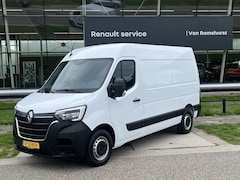 Renault Master - T33 2.3 dCi 135PK L2H2 Comfort / Airco / Parkeerhulp Achter / Cruise /