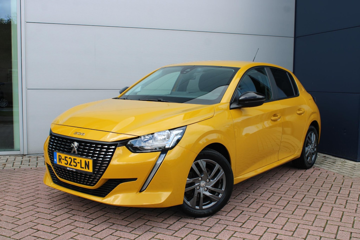 Peugeot 208 - 1.2 PureTech 100pk Active Pack Airco Cruise Carplay 21.458km Nieuwstaat - AutoWereld.nl
