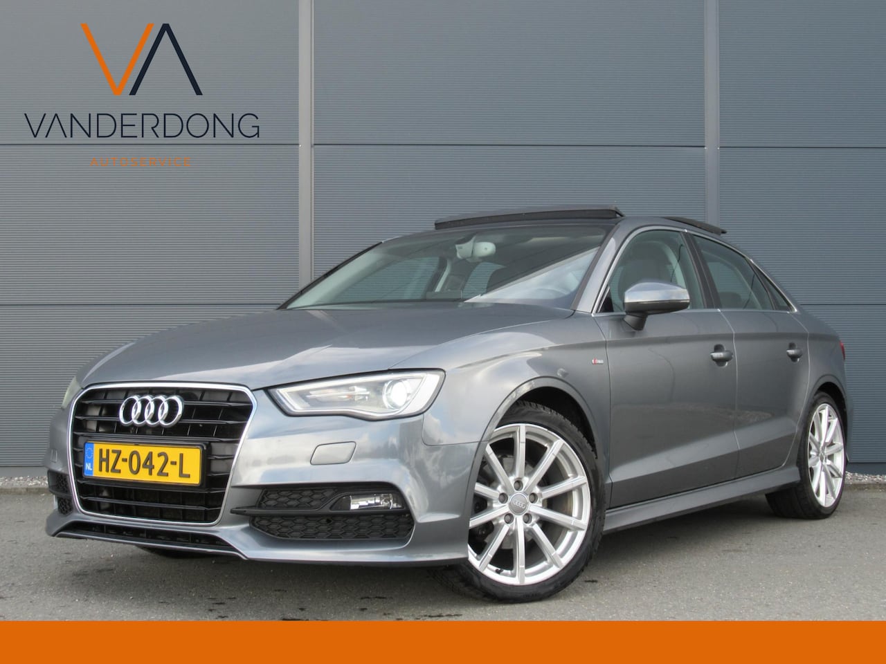 Audi A3 Limousine - 1.4 TFSI Ambition Pro Line S | Panoramadak | Bang & Olufsen | Xenon | Stoelverwarming - AutoWereld.nl
